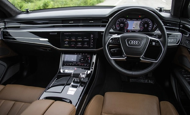 LUXURY AUDI CAR