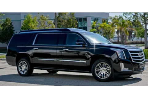 SUV CHEVY SUBURBAN​